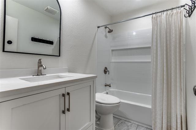 Building Photo - 717 Torrance Dr