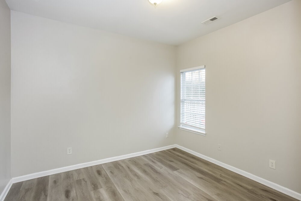 Building Photo - 5001 Shocco Ln