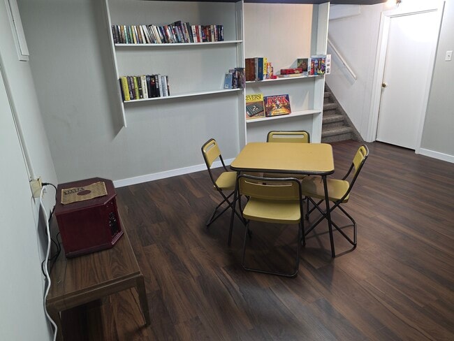 Building Photo - 2350 S Erie St