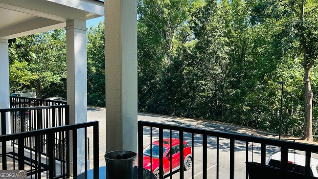 Primary Photo - 1035 Barnett Shoals Rd