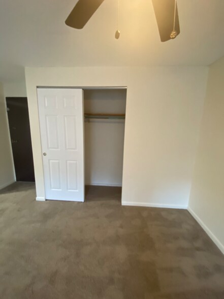 Building Photo - 1217 Harbor View Dr