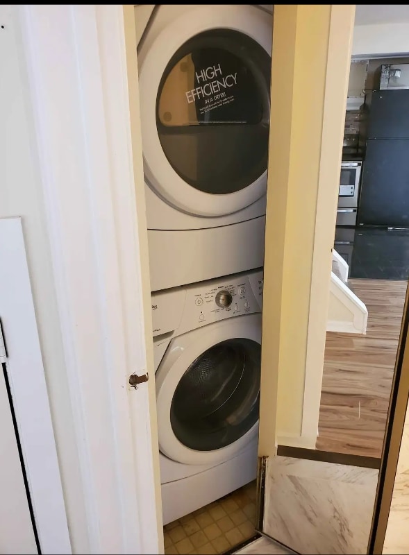 Building Photo - 1306 Berwyck Ct