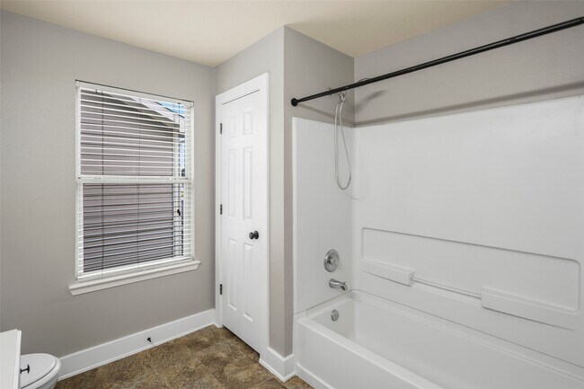 Building Photo - 6346 Torrance Elms Ct