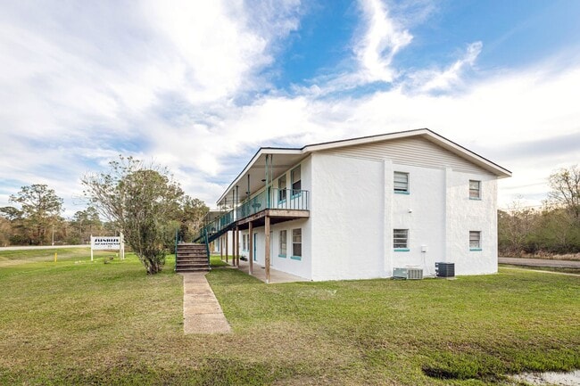 Building Photo - Sunrise Apartments