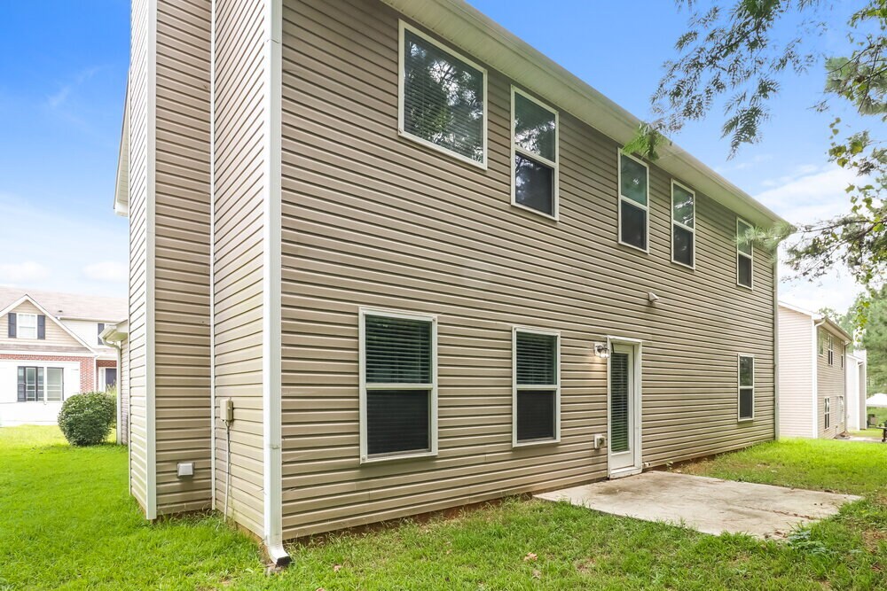 Building Photo - 602 Fieldcrest Dr