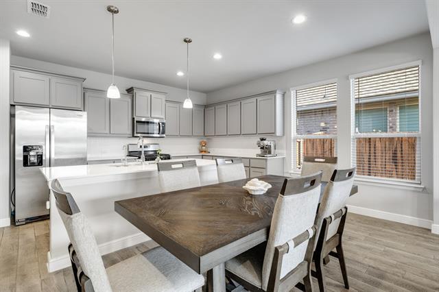 Building Photo - 14633 Caelum Dr