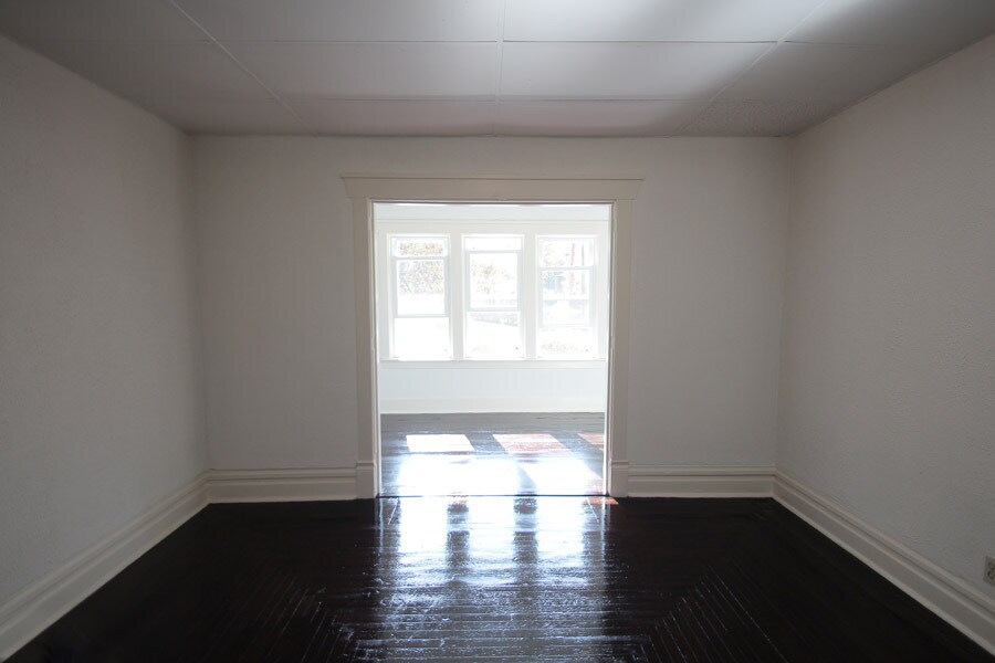 Building Photo - 315 Franklin Ave