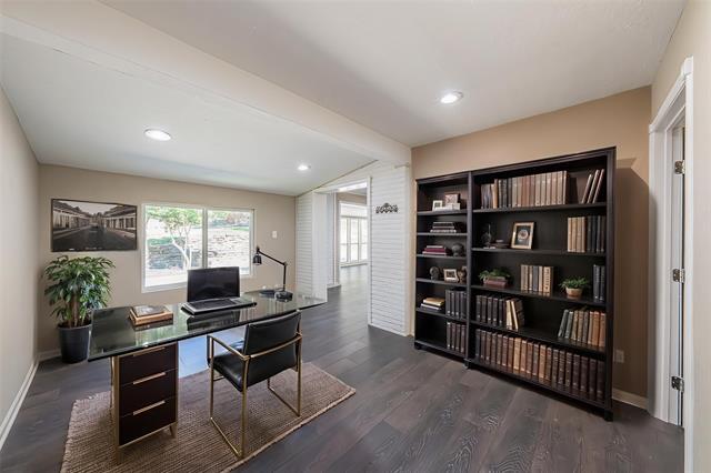 Building Photo - 1034 Tipperary Dr