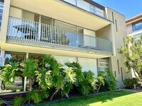 Building Photo - Mid-Century Modern Condo with Views of Balboa Park - 2 Bed x 2 Bath with Parking