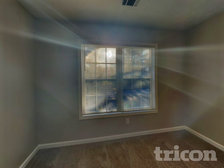 Building Photo - 1480 Watson Ridge Trail