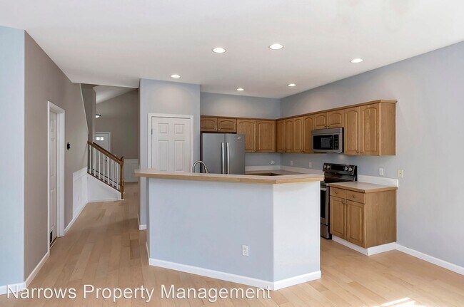 Building Photo - 5 br, 3 bath House - 21105 82nd ST E