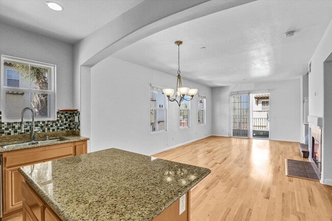 Building Photo - Move In Special $1000 Off - 3BD/3.5BA Detached Townhouse w/ 2 Car Garage