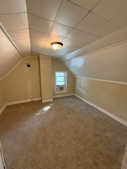 Building Photo - 2710 W Virginia St