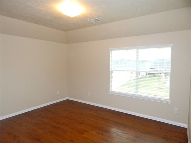 Building Photo - 3406 Maris Way