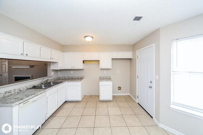 Building Photo - 7041 Tudor Ln, Horn Lake, MS 38637