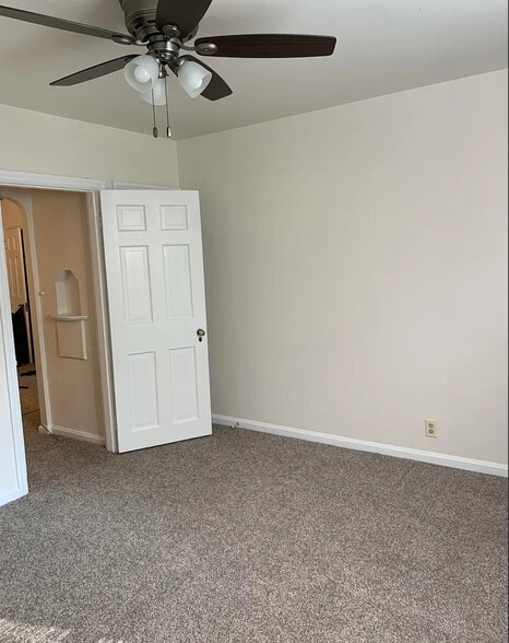 Building Photo - 4403 Erie Ave