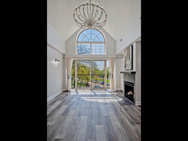 Building Photo - 1800 Dewes St