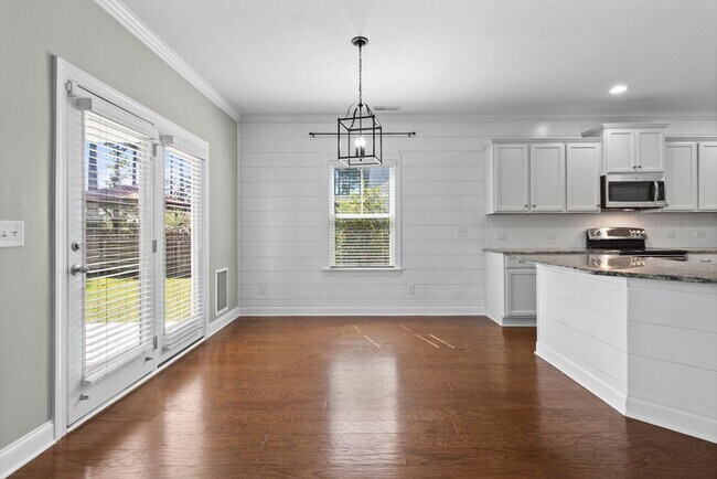 Building Photo - 4 Bedroom in Mimosa Bay with BONUS and BOA...