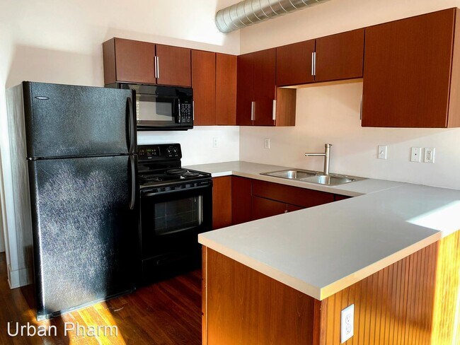 Building Photo - 1 br, 2 bath House - 56 Monroe Center NW, ...