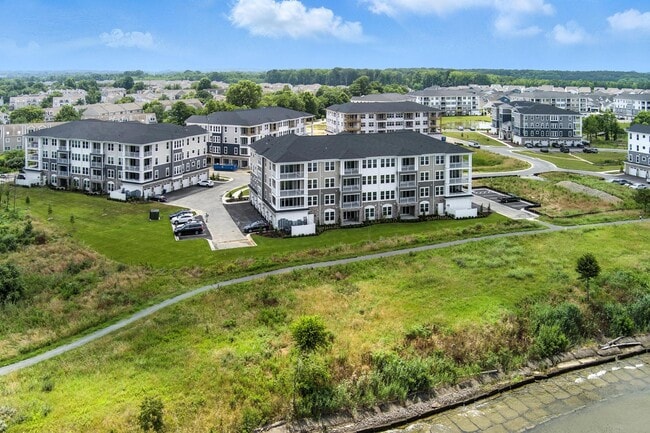 Building Photo - 218 Switchgrass Wy