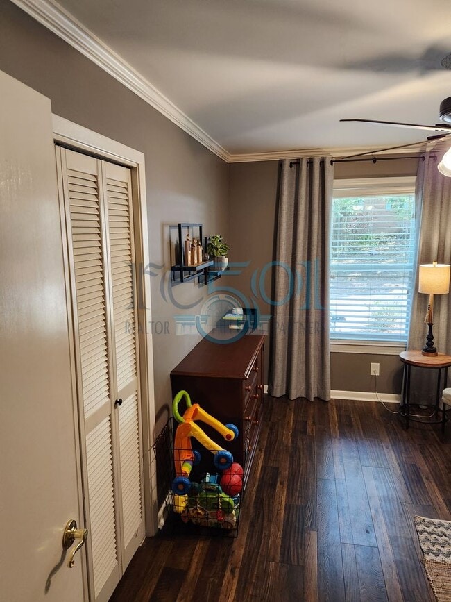 Building Photo - Coming Soon! Super impressive, updated WLR Home - WOW!