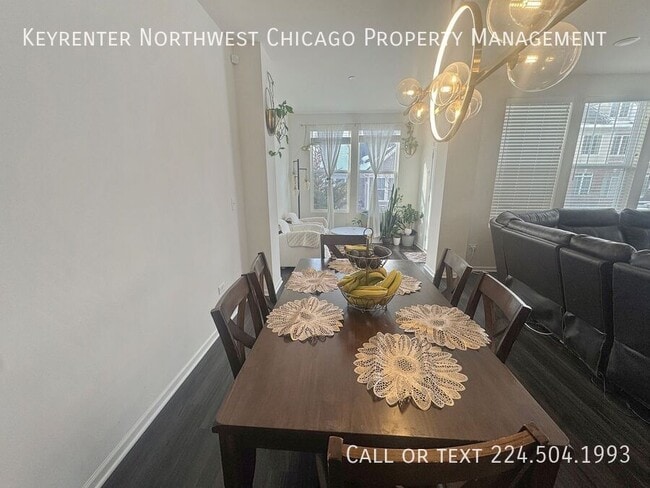 Building Photo - 170 Montvale Ln