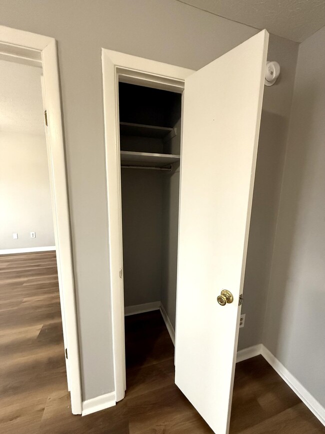 Building Photo - 1155 KY-3057