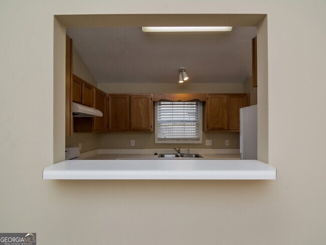 Building Photo - 2695 Chadwick Ln NW