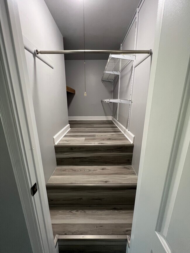 Building Photo - 761 56th St