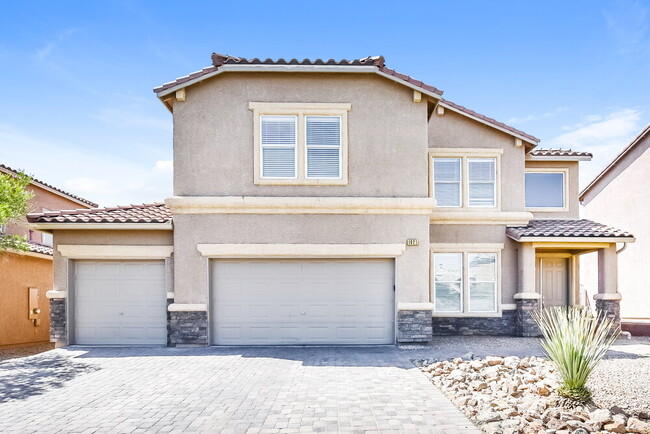 Building Photo - 1021 Equator Ave