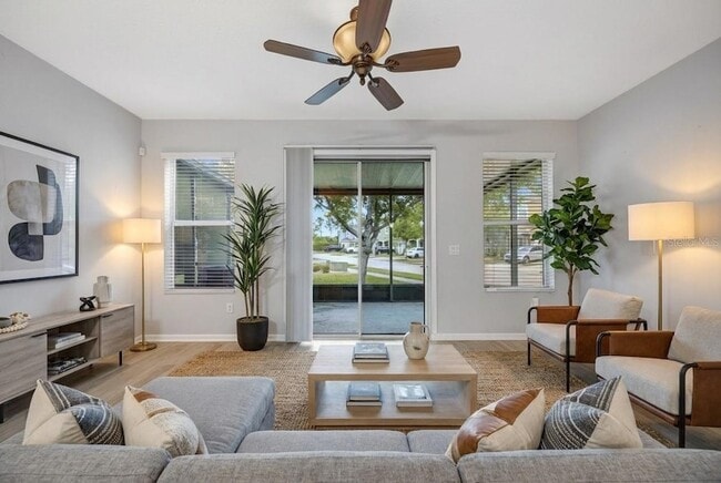 Building Photo - 6705 Holly Heath Dr