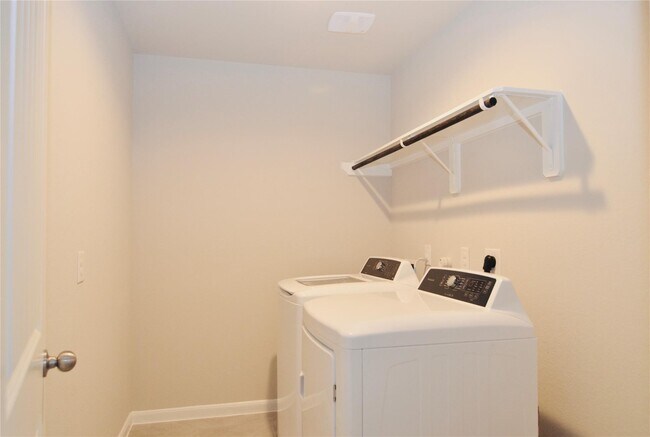 Building Photo - 3735 McDonough Way