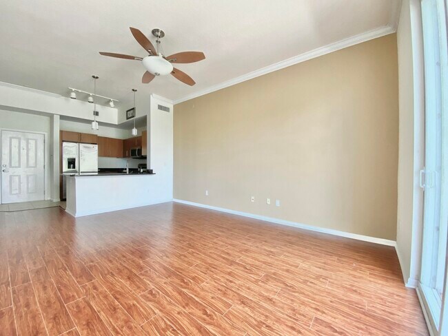 Building Photo - 600 S Dixie Hwy