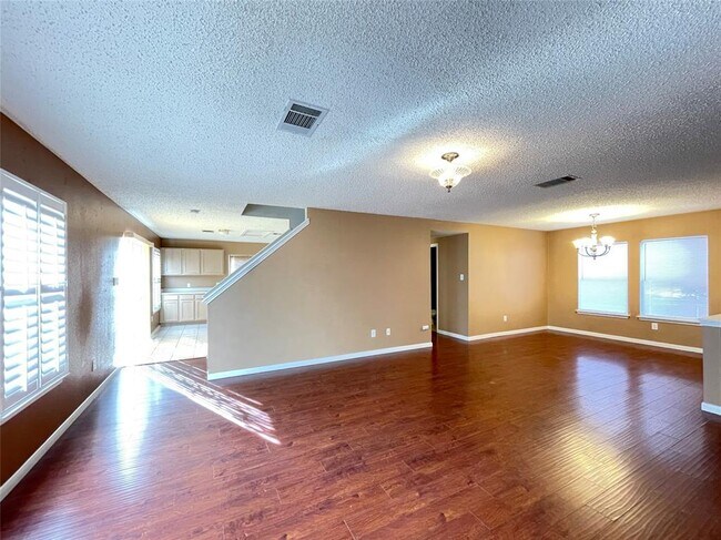 Building Photo - 2516 Stapleford Dr