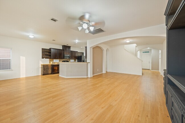 Building Photo - 2827 Arica Ln