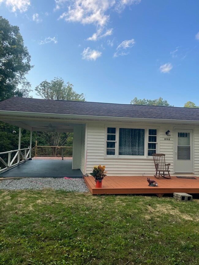 Building Photo - 290 Lowery Rd