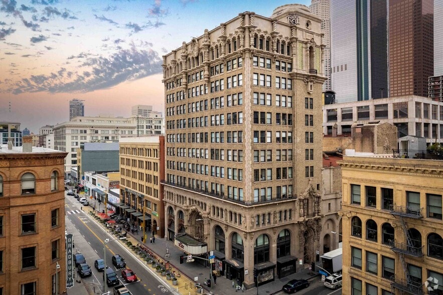 Grand Central Market Apartments 307317 S Broadway Los Angeles CA