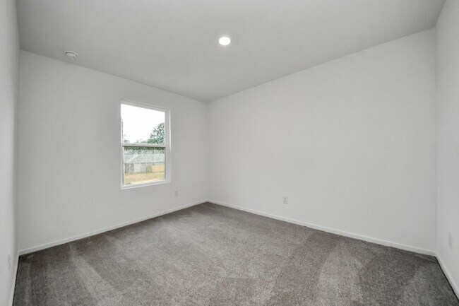 Building Photo - 13499 Sonali Springs Dr