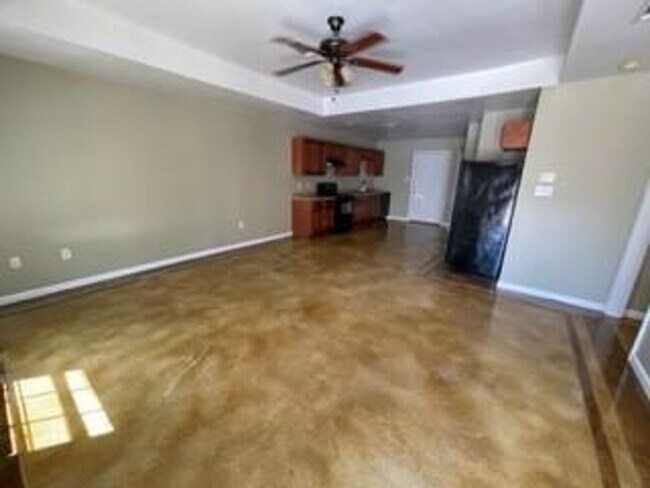 Building Photo - 45129 Durbin Rd