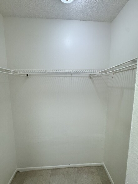 Building Photo - 4708 Empire Way