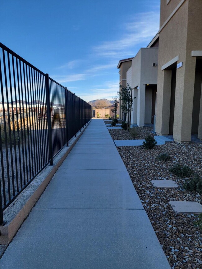 Building Photo - Brand New Home Never Lived In 3 bedroom, 2 bathroom, 2.5 bath, 2 Car Garage