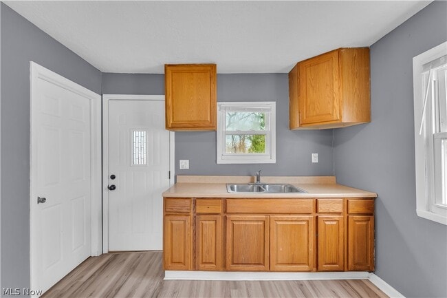 Building Photo - 1771 E 37th St