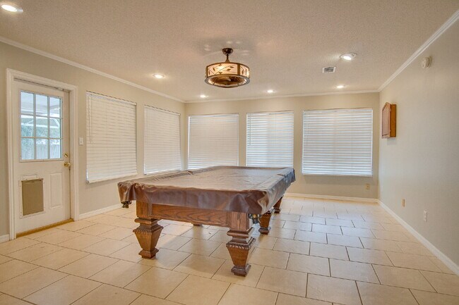 Building Photo - Pool Home with Office, Two Primary Suites ...