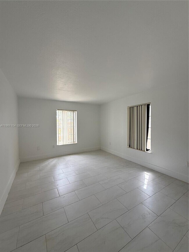 Building Photo - 5020 NW 79th Ave