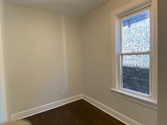 Building Photo - 1333 N Ashland Ave