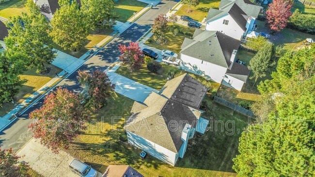 Building Photo - 420 Harvick Cir