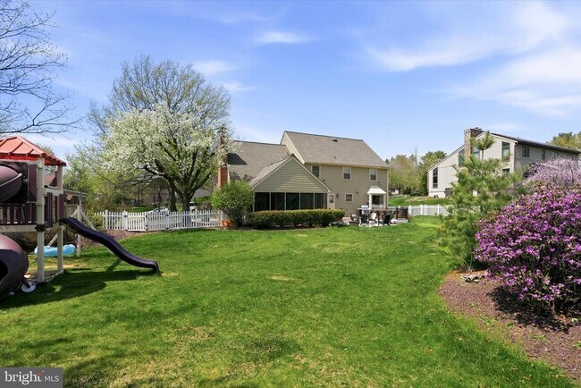 Building Photo - 1551 Duxbury Ct