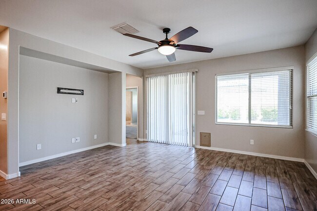 Building Photo - 20492 W Alsap Rd