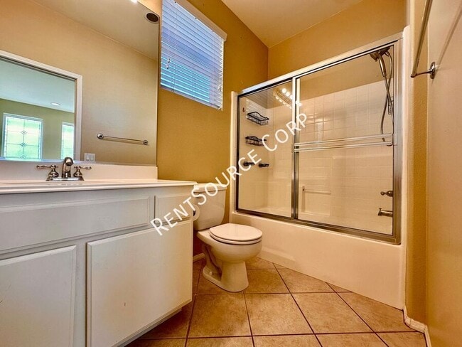 Building Photo - 24162 Willowbrooke Ct