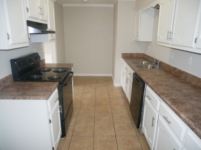 Building Photo - 7609 Clarkfield Pl